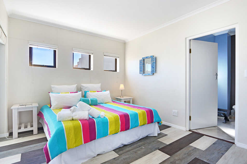 Photo 6 of Calypso Sunrise accommodation in Langebaan, Cape Town with 5 bedrooms and 5 bathrooms