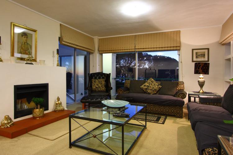 Photo 6 of Camps Bay Blue accommodation in Camps Bay, Cape Town with 4 bedrooms and 3 bathrooms