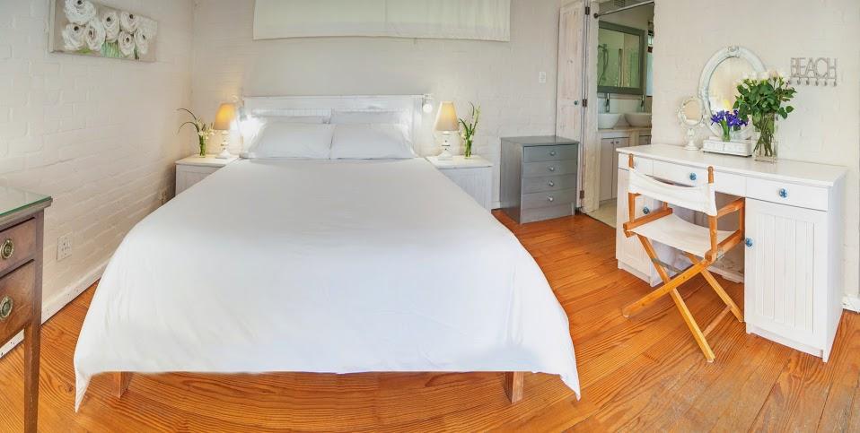 Photo 12 of Camps Bay Dream accommodation in Camps Bay, Cape Town with 3 bedrooms and 2 bathrooms