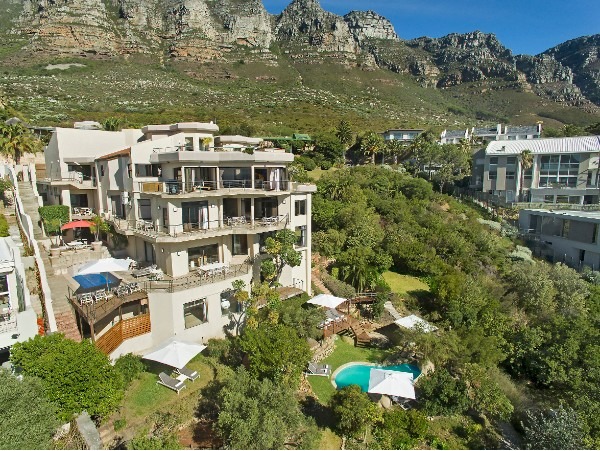 Photo 8 of Camps Bay Retreat Villa accommodation in Camps Bay, Cape Town with 10 bedrooms and 10 bathrooms