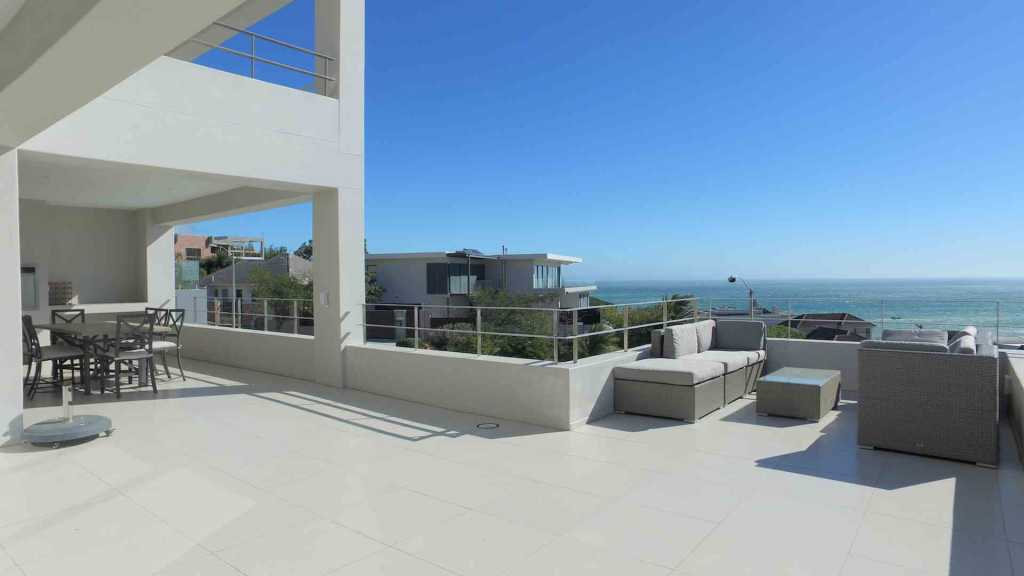 Photo 17 of Camps Bay Upper Tree Villa accommodation in Camps Bay, Cape Town with 5 bedrooms and 5 bathrooms