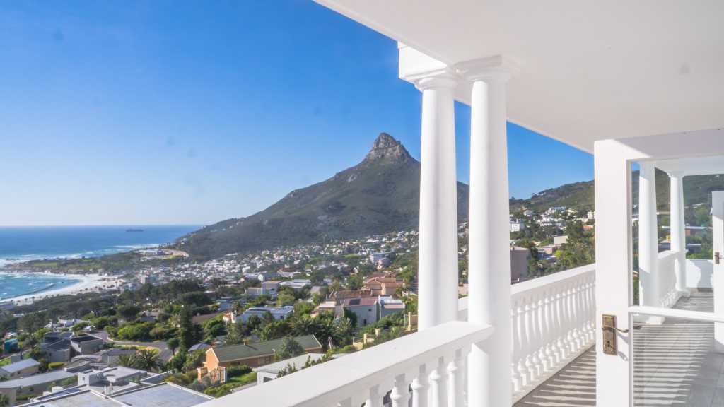 Photo 14 of Camps Bay Views accommodation in Camps Bay, Cape Town with 4 bedrooms and 4 bathrooms
