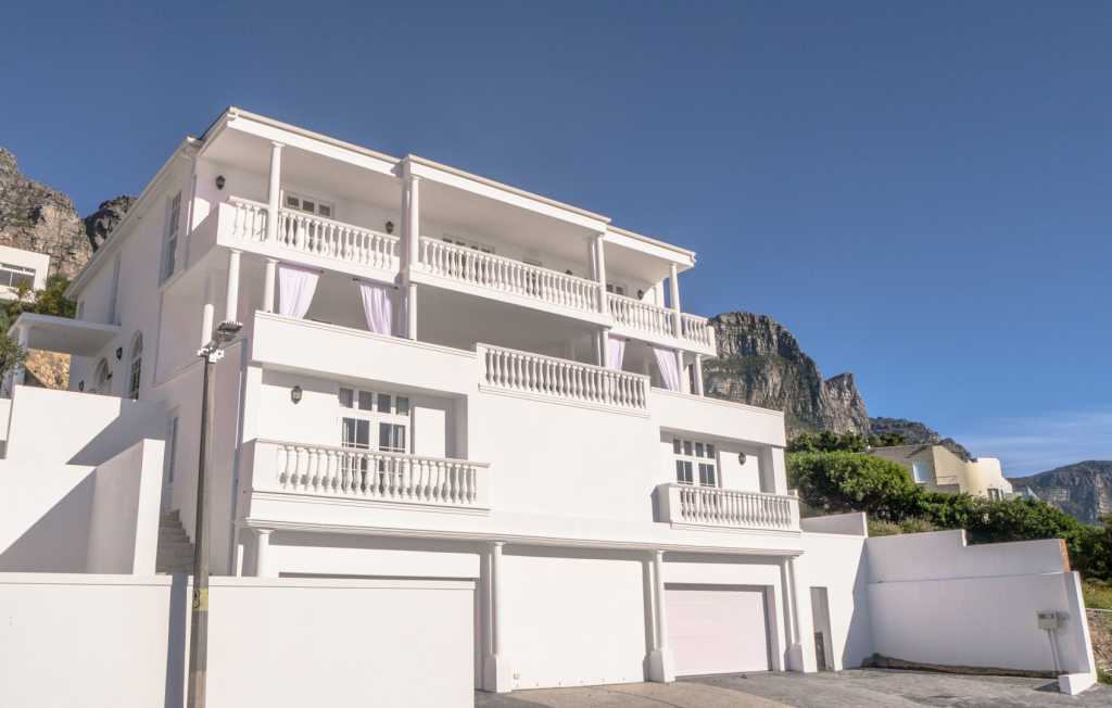 Photo 1 of Camps Bay Views accommodation in Camps Bay, Cape Town with 4 bedrooms and 4 bathrooms