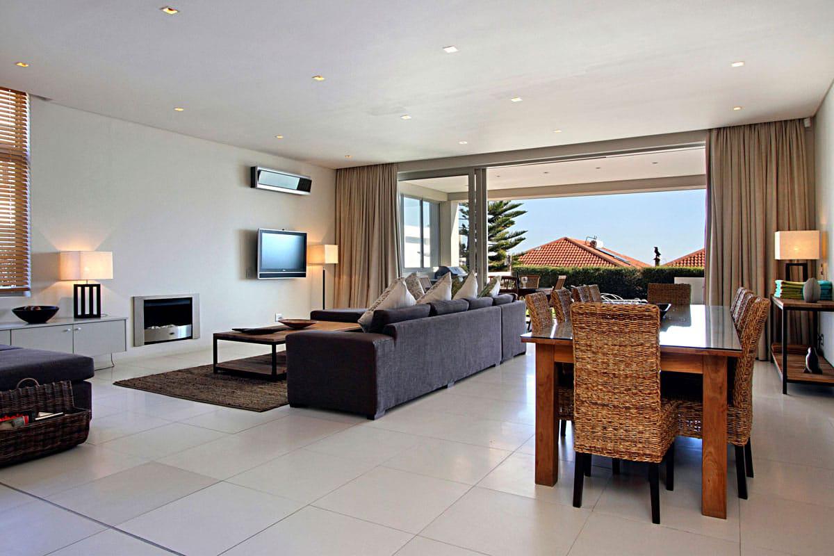 Photo 15 of Villa Blue accommodation in Camps Bay, Cape Town with 5 bedrooms and 5 bathrooms