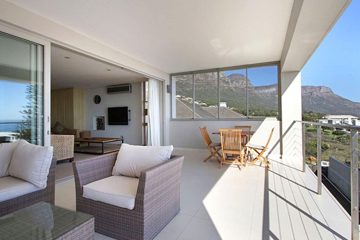 Photo 7 of Villa Blue accommodation in Camps Bay, Cape Town with 5 bedrooms and 5 bathrooms