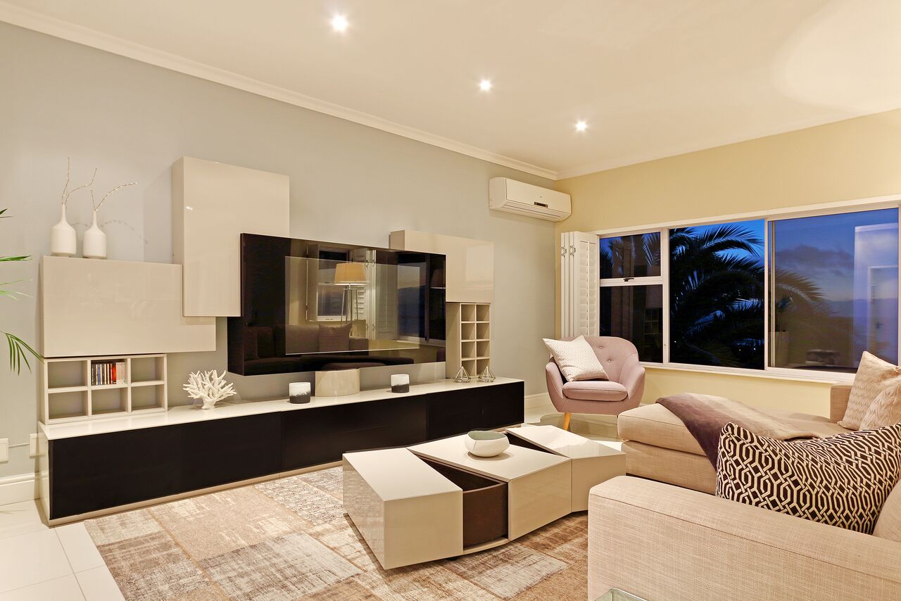 Photo 6 of Cape Nights Villa accommodation in Camps Bay, Cape Town with 5 bedrooms and 5 bathrooms