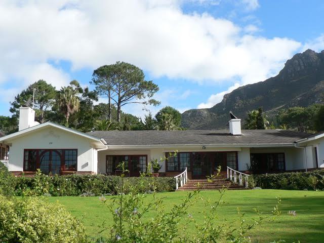 Photo 1 of Capecroft accommodation in Constantia, Cape Town with 7 bedrooms and  bathrooms