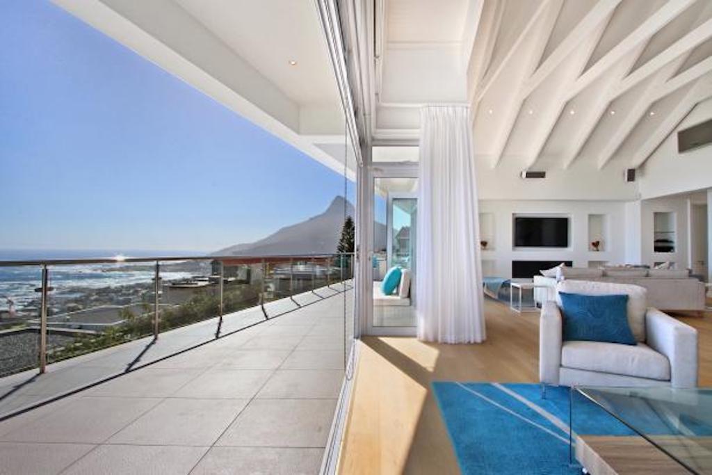 Photo 24 of Casa Giannasi accommodation in Camps Bay, Cape Town with 4 bedrooms and 4 bathrooms