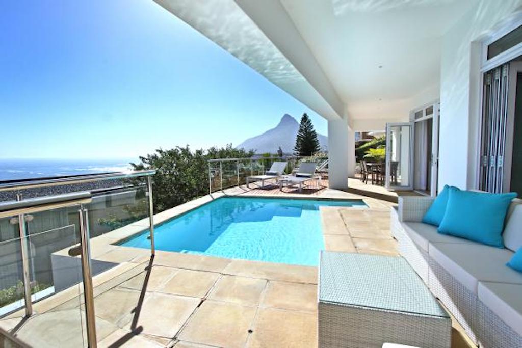 Photo 26 of Casa Giannasi accommodation in Camps Bay, Cape Town with 4 bedrooms and 4 bathrooms