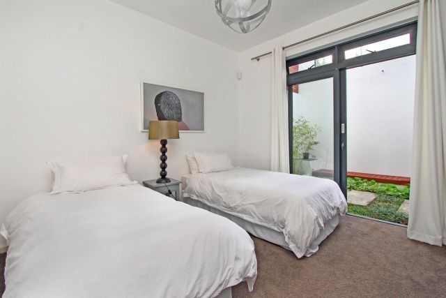 Photo 10 of Casa Joubert accommodation in Green Point, Cape Town with 2 bedrooms and 2 bathrooms