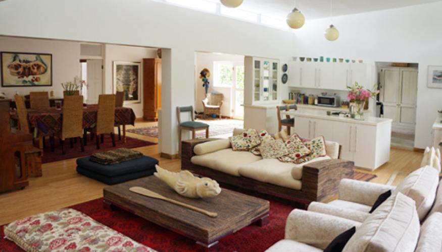 Photo 13 of Central Drive 19 accommodation in Camps Bay, Cape Town with 3 bedrooms and 2 bathrooms