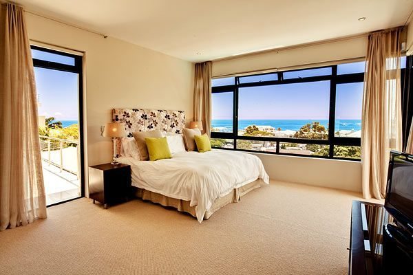 Photo 5 of Central Drive Villa accommodation in Camps Bay, Cape Town with 5 bedrooms and 5 bathrooms
