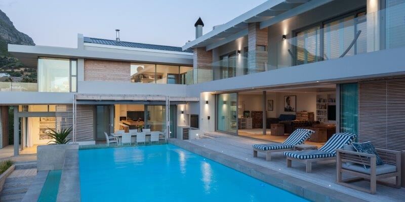 Photo 3 of Changing Waves Villa accommodation in Llandudno, Cape Town with 5 bedrooms and 5 bathrooms