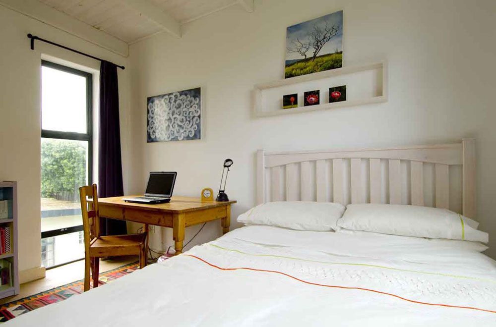Photo 6 of Charlies Kommetjie House accommodation in Kommetjie, Cape Town with 4 bedrooms and 3 bathrooms