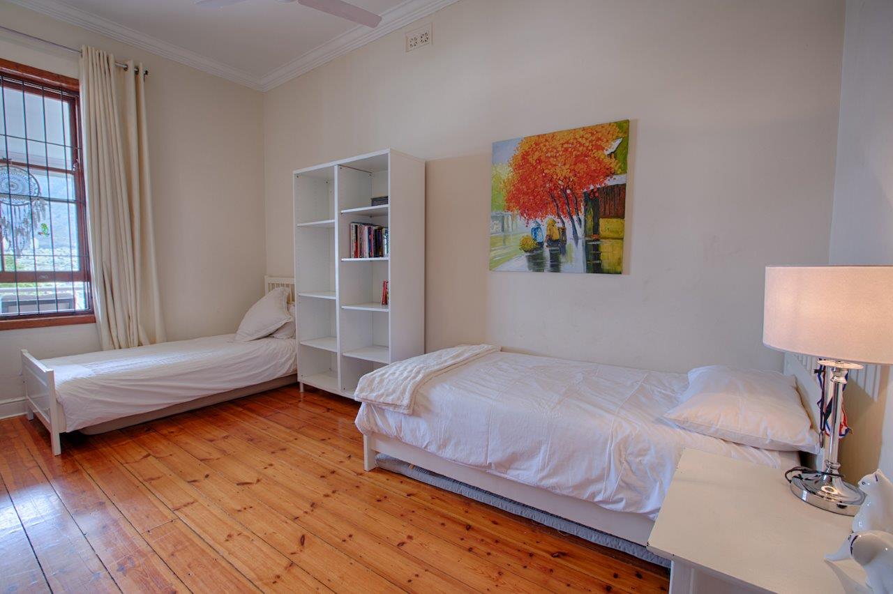 Photo 6 of Charming Victorian Villa accommodation in Tamboerskloof, Cape Town with 4 bedrooms and 3 bathrooms