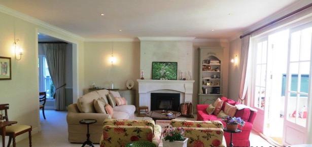 Photo 5 of Chennels Villa accommodation in Tokai, Cape Town with 4 bedrooms and 3 bathrooms