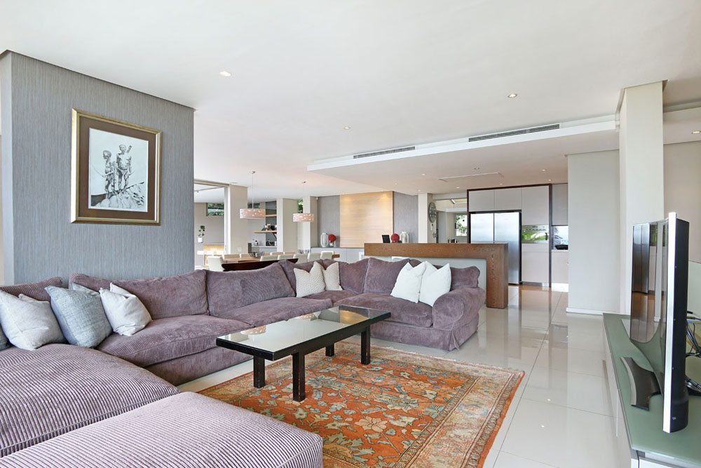 Photo 6 of Chepstow Road Villa accommodation in Green Point, Cape Town with 5 bedrooms and 4 bathrooms