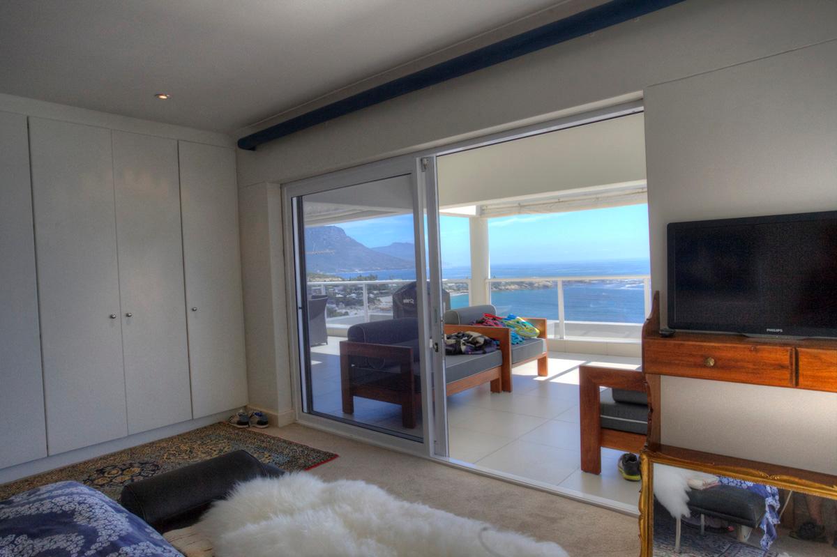 Photo 5 of Clifton Breakers accommodation in Clifton, Cape Town with 2 bedrooms and 2 bathrooms