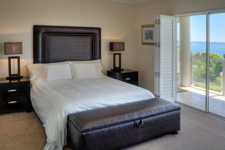 Photo 3 of Clifton Palms accommodation in Clifton, Cape Town with 4 bedrooms and 4 bathrooms