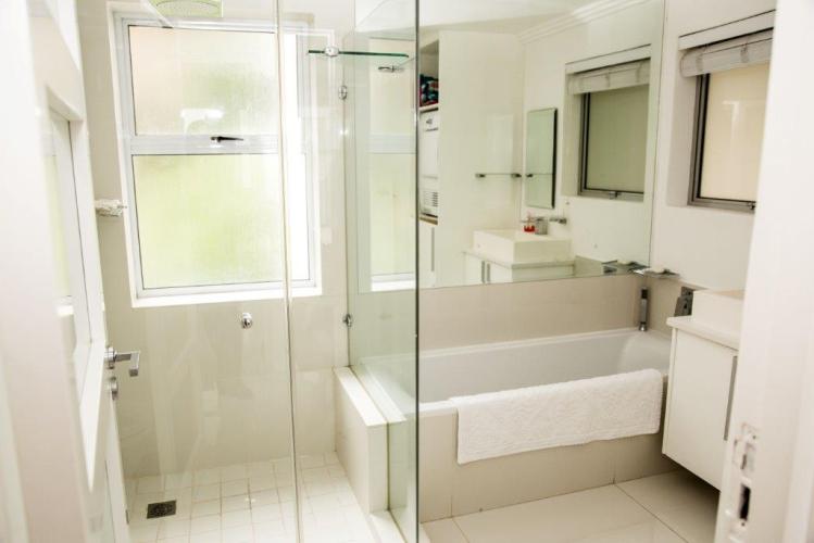 Photo 7 of Clifton Serenity accommodation in Clifton, Cape Town with 3 bedrooms and 2 bathrooms