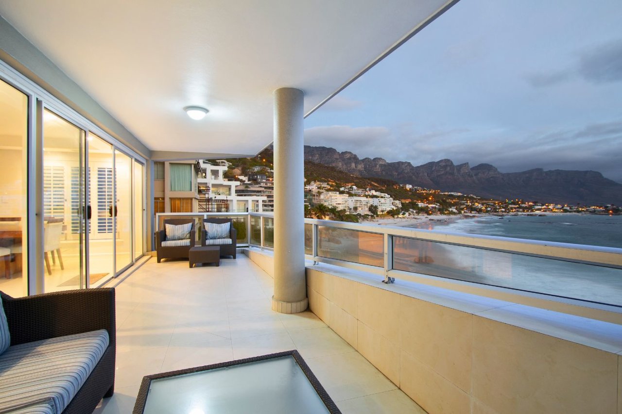 Photo 13 of Clifton Views accommodation in Clifton, Cape Town with 3 bedrooms and 3 bathrooms