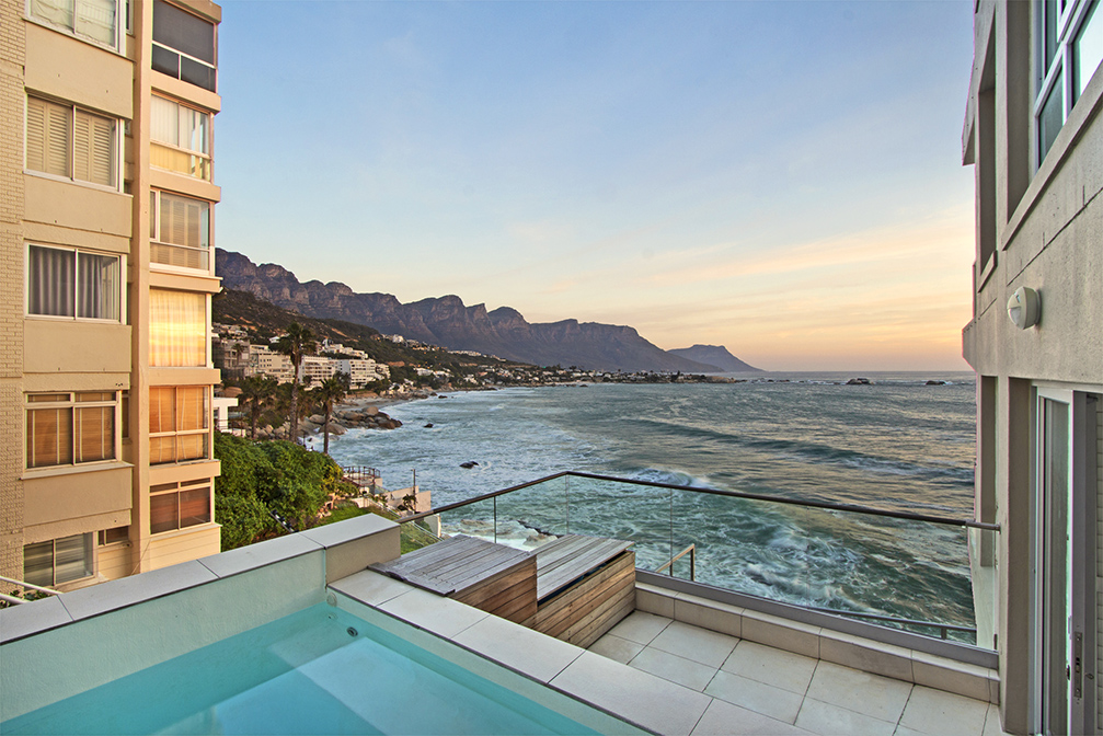 Photo 15 of Clifton Views accommodation in Clifton, Cape Town with 3 bedrooms and 3 bathrooms
