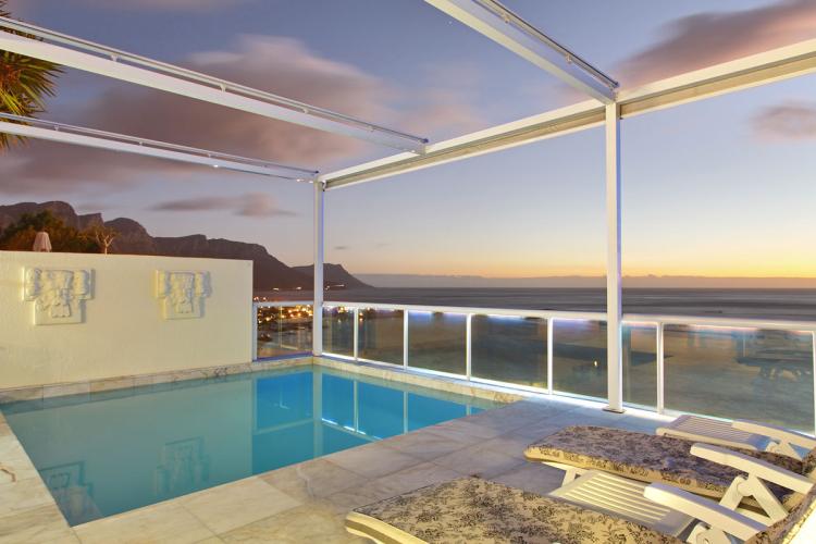 Photo 2 of Clifton Villa accommodation in Clifton, Cape Town with 3 bedrooms and 3 bathrooms