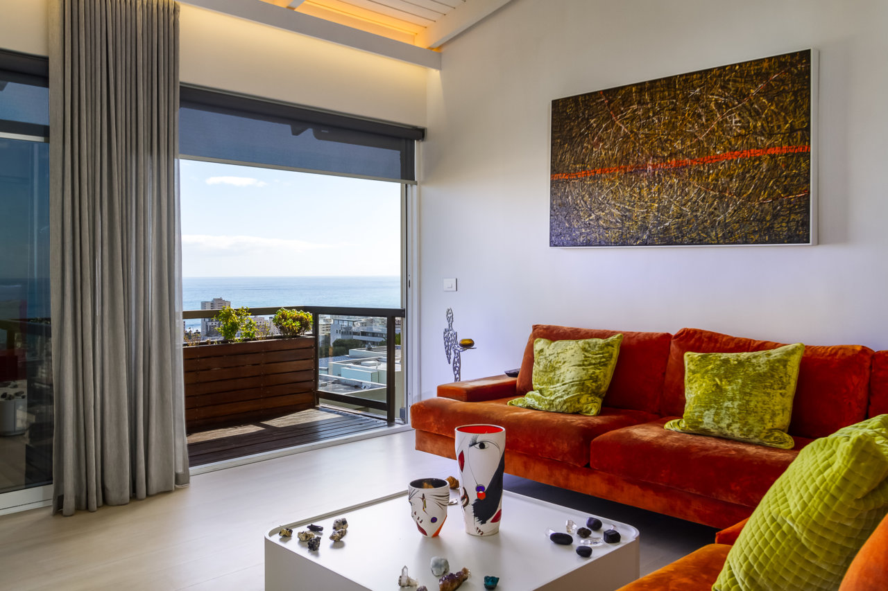 Photo 17 of Cloud 17 accommodation in Sea Point, Cape Town with 2 bedrooms and 2 bathrooms