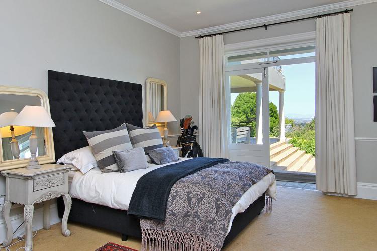 Photo 7 of Constantia Cape Velvet accommodation in Constantia, Cape Town with 7 bedrooms and 7 bathrooms