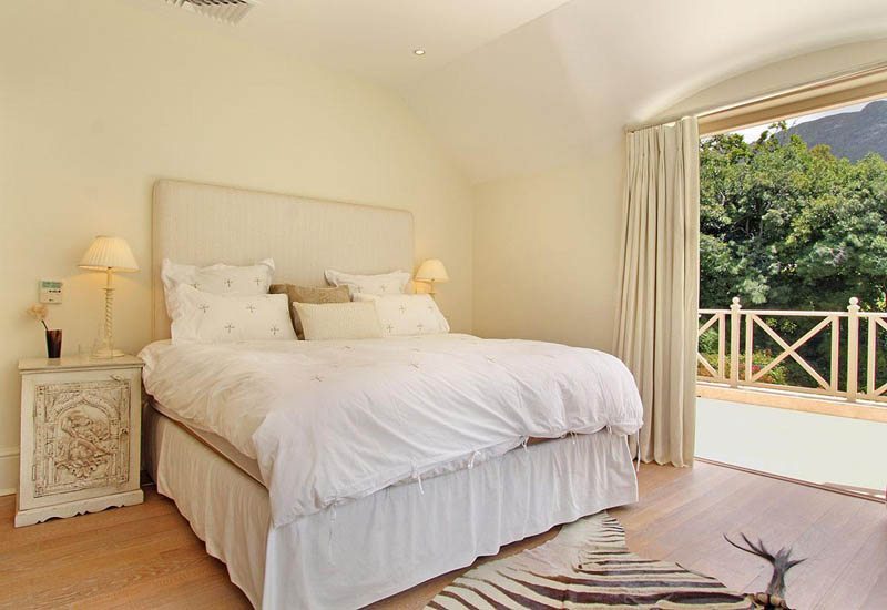 Photo 21 of Constantia Heights Villa accommodation in Constantia, Cape Town with 7 bedrooms and 7 bathrooms