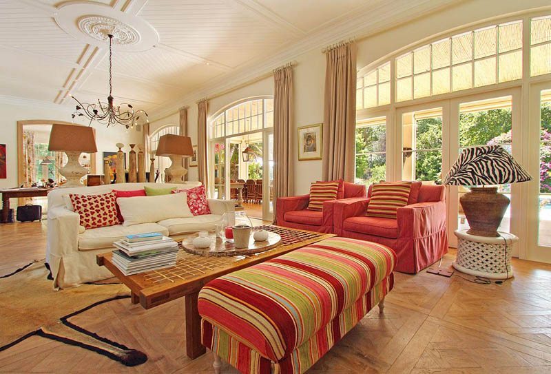 Photo 4 of Constantia Heights Villa accommodation in Constantia, Cape Town with 7 bedrooms and 7 bathrooms