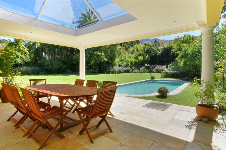 Photo 7 of Constantia Julia accommodation in Constantia, Cape Town with 5 bedrooms and 3 bathrooms