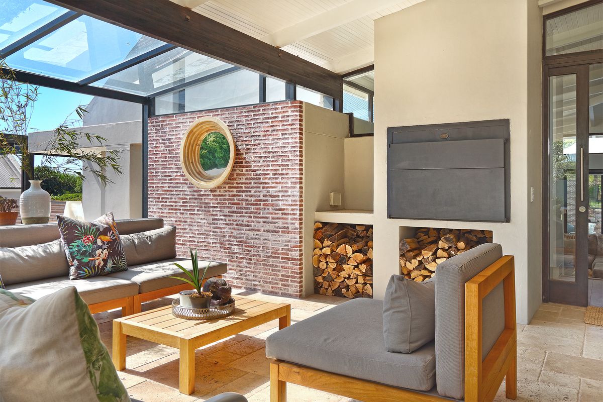 Photo 23 of Constantia Modern Villa accommodation in Constantia, Cape Town with 5 bedrooms and 6 bathrooms