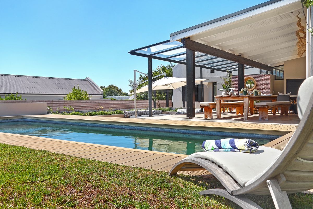 Photo 28 of Constantia Modern Villa accommodation in Constantia, Cape Town with 5 bedrooms and 6 bathrooms