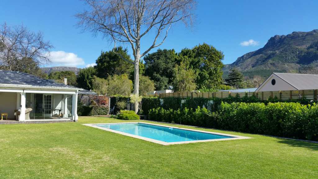 Photo 13 of Constantia Vista accommodation in Constantia, Cape Town with 5 bedrooms and 4 bathrooms