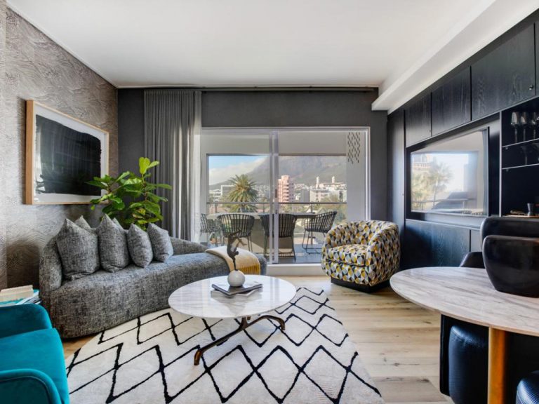 Photo 18 of Danbury Apartment accommodation in City Centre, Cape Town with 1 bedrooms and 1 bathrooms