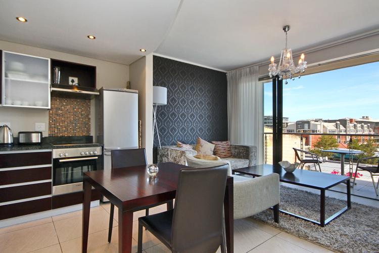 Photo 6 of De Waterkant Apartment accommodation in De Waterkant, Cape Town with 1 bedrooms and 1 bathrooms