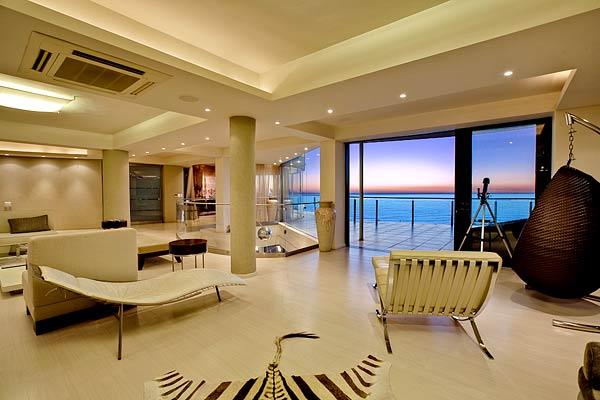 Photo 26 of De Wet Grand accommodation in Bantry Bay, Cape Town with 5 bedrooms and 5 bathrooms