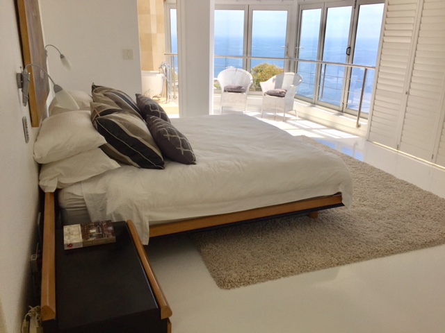 Photo 2 of De Wet Villa accommodation in Bantry Bay, Cape Town with 7 bedrooms and 6 bathrooms