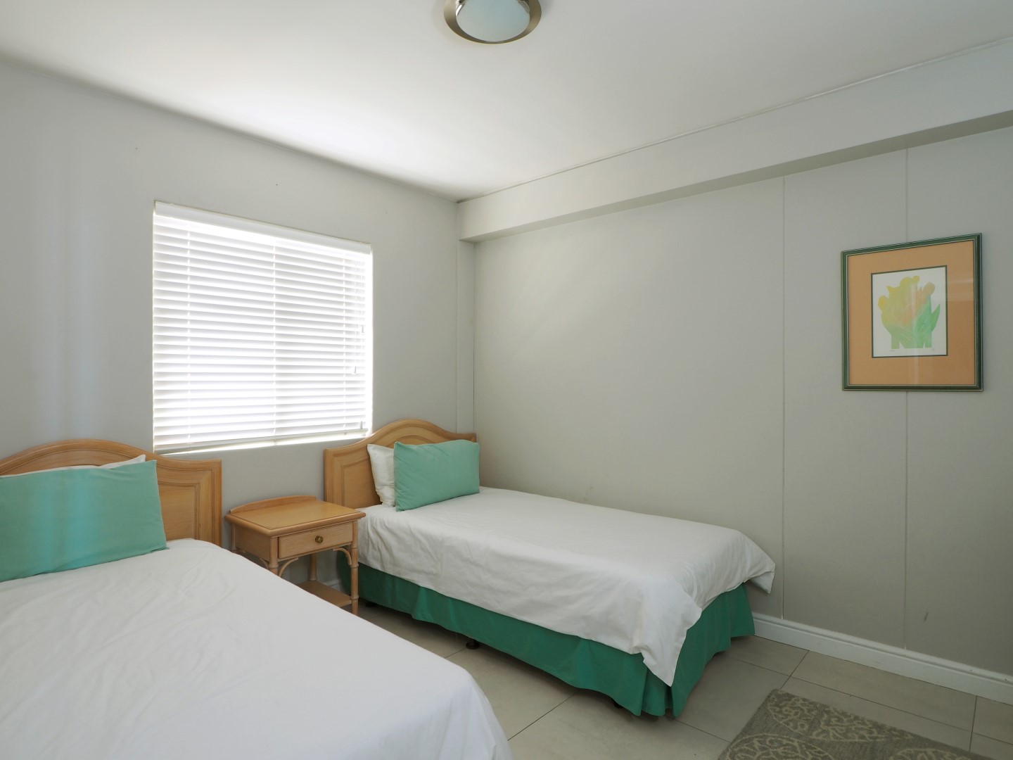 Photo 5 of Dolphin Beach Beauty accommodation in Bloubergstrand, Cape Town with 3 bedrooms and 2 bathrooms