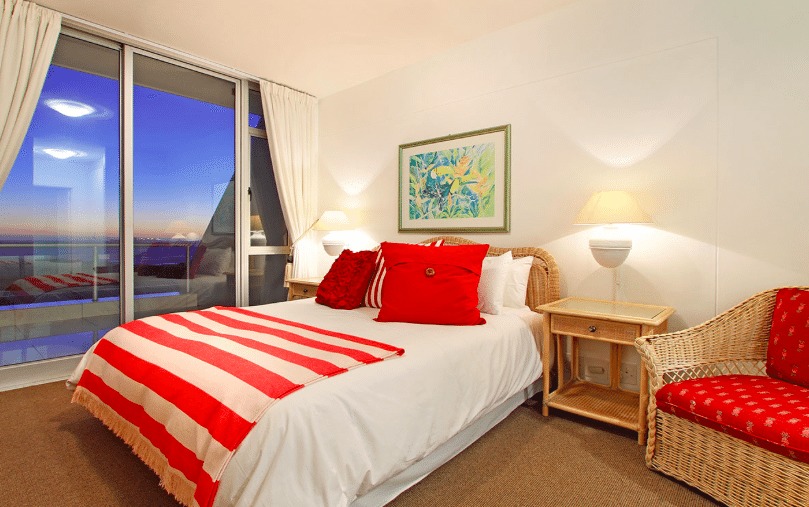 Photo 9 of Dolphin Beach H104 accommodation in Bloubergstrand, Cape Town with 3 bedrooms and 2 bathrooms