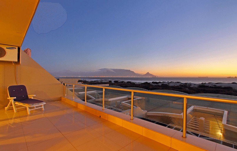 Photo 10 of Dolphin Beach H104 accommodation in Bloubergstrand, Cape Town with 3 bedrooms and 2 bathrooms