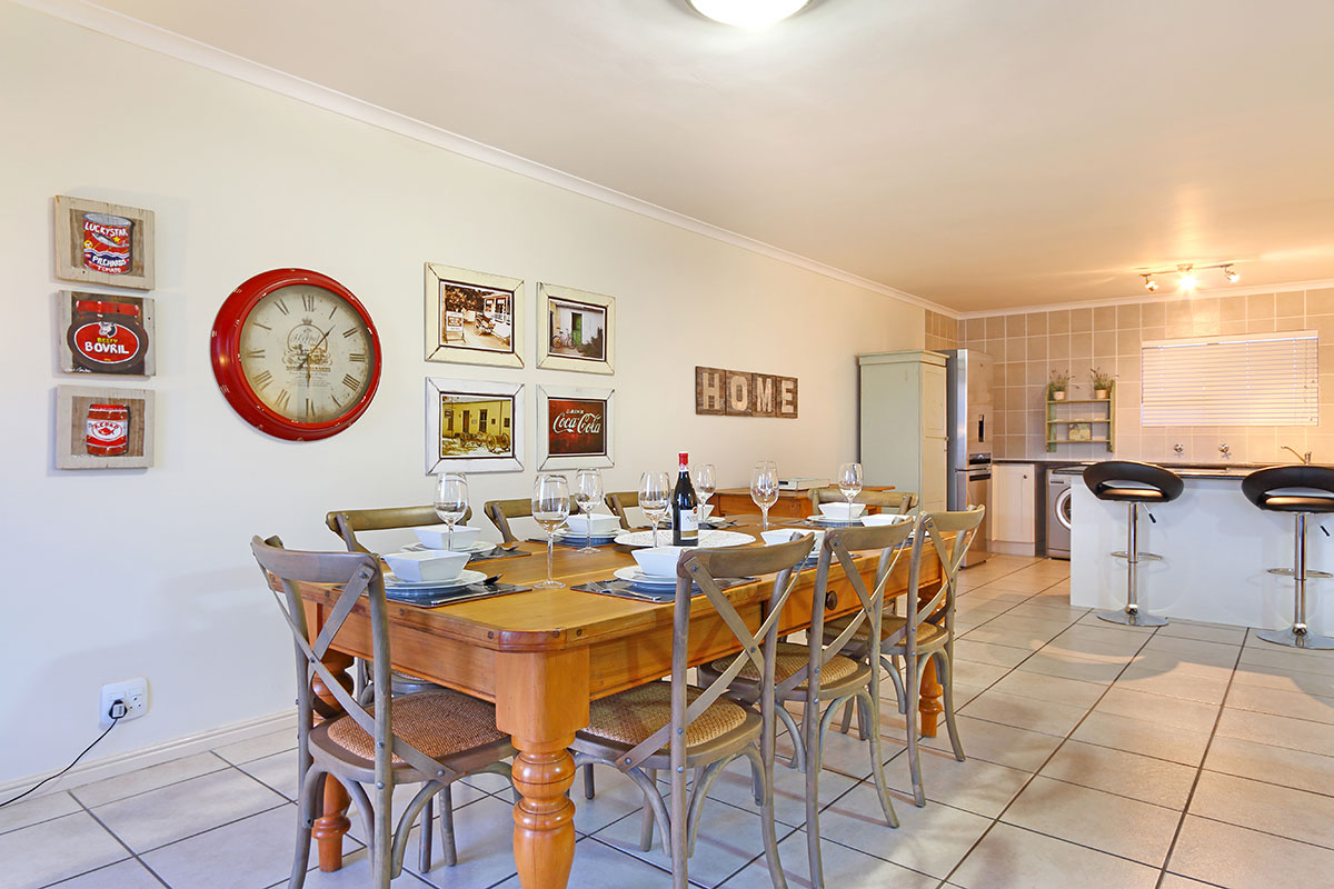 Photo 15 of Dolphin Ridge A2 accommodation in Bloubergstrand, Cape Town with 3 bedrooms and 2 bathrooms
