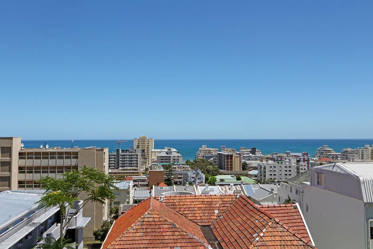 Photo 13 of Doverhurst Apartment accommodation in Sea Point, Cape Town with 3 bedrooms and 2 bathrooms