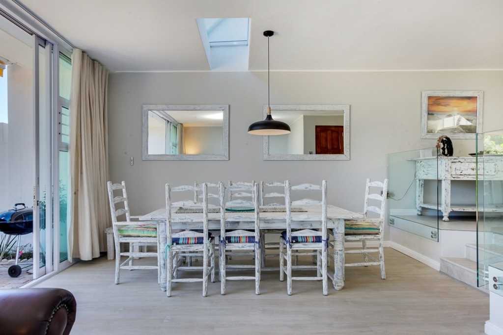 Photo 6 of Driftwood accommodation in Camps Bay, Cape Town with 2 bedrooms and 2 bathrooms