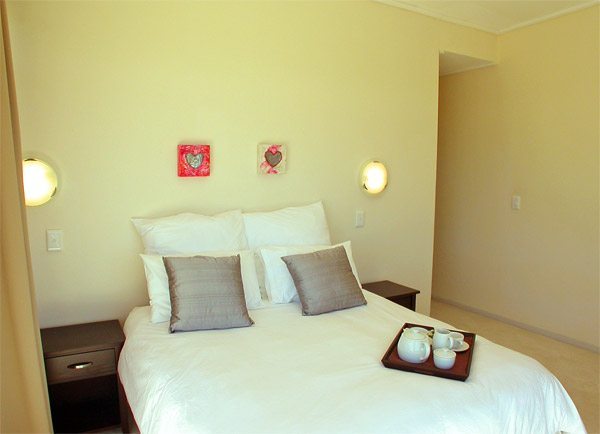 Photo 6 of Dunkeld Village accommodation in Camps Bay, Cape Town with 3 bedrooms and 2.5 bathrooms