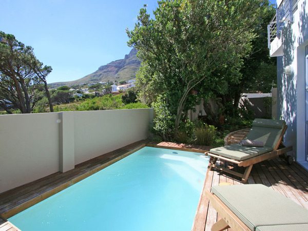 Photo 2 of Dunkeld Village accommodation in Camps Bay, Cape Town with 3 bedrooms and 2.5 bathrooms