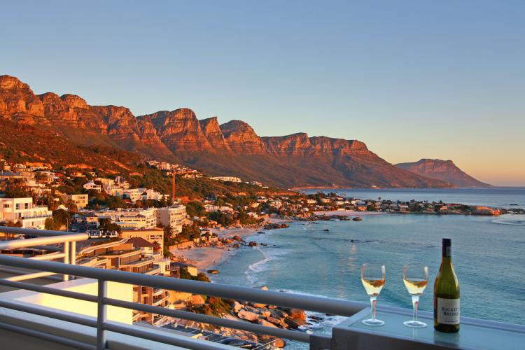 Photo 6 of Dunmore Penthouse accommodation in Clifton, Cape Town with 3 bedrooms and 2 bathrooms