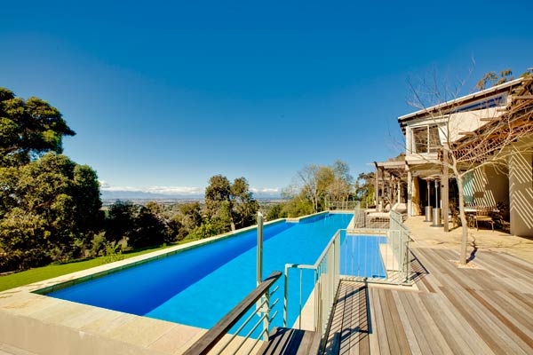 Photo 2 of Eagles Nest accommodation in Constantia, Cape Town with 5 bedrooms and 5 bathrooms