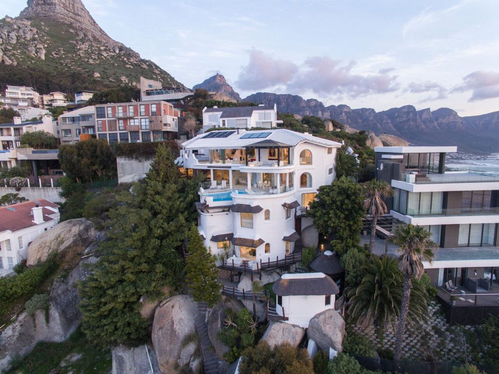 Photo 1 of Eagles Rock Villa accommodation in Bantry Bay, Cape Town with 6 bedrooms and 6 bathrooms